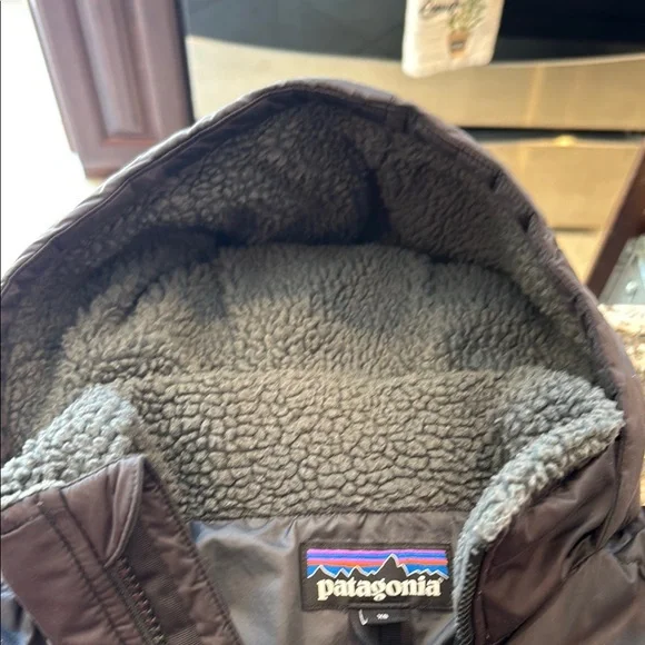 Patagonia Kids Black Puffer Jacket - Picture 4 of 6